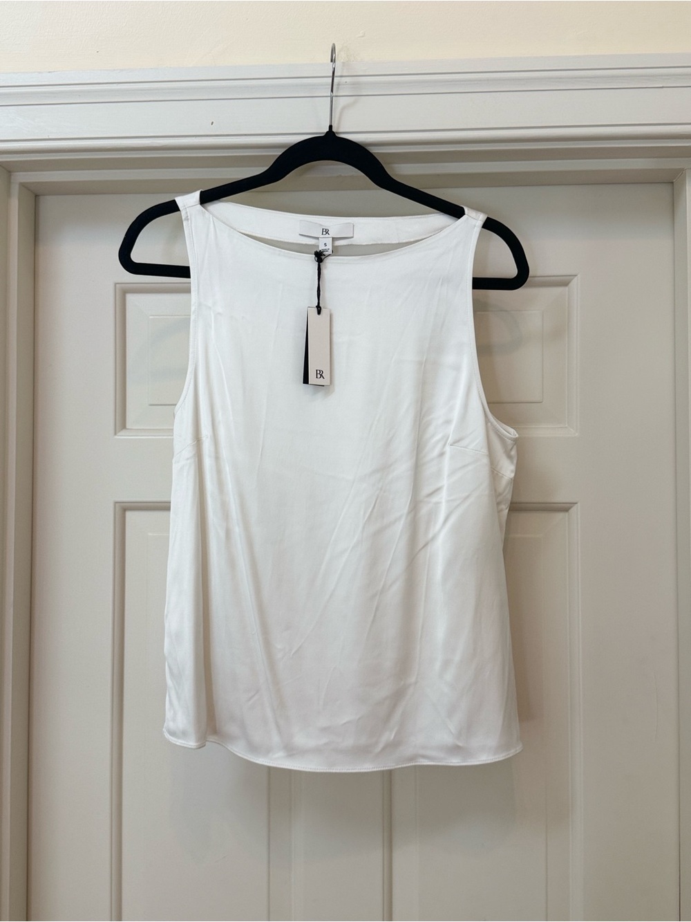 NWT Banana Republic Stretch Satin Sleeveless Top - Size Small - White
